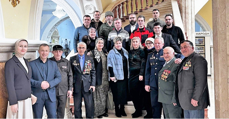 Чеченские союзницы - участницы круглого стола о роли религиозных деятелей в борьбе с терроризмом