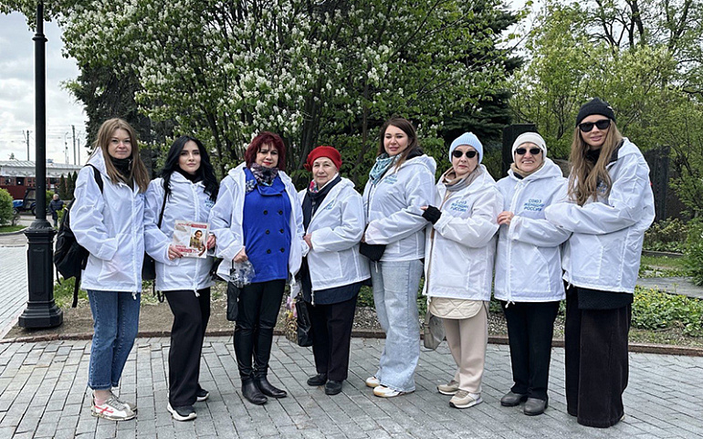 Помним имя Валентины Гризодубовой. Посещение Новодевичьего мемориала