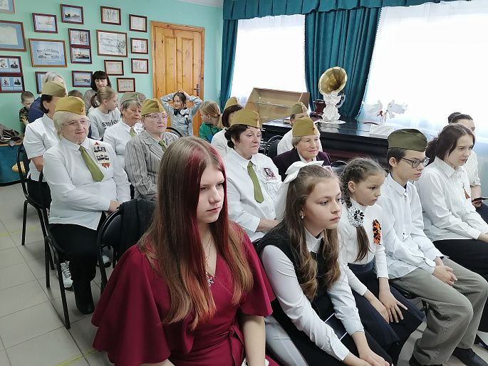 Кимовчанки посвятили встречу поколений воинам Великой Отечественной 