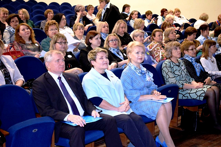 В Удмуртии прошла республиканская конференция регионального отделения Союза женщин