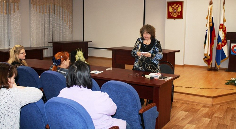 Женщины поселка Искателей обсудили дальнейшие планы деятельности