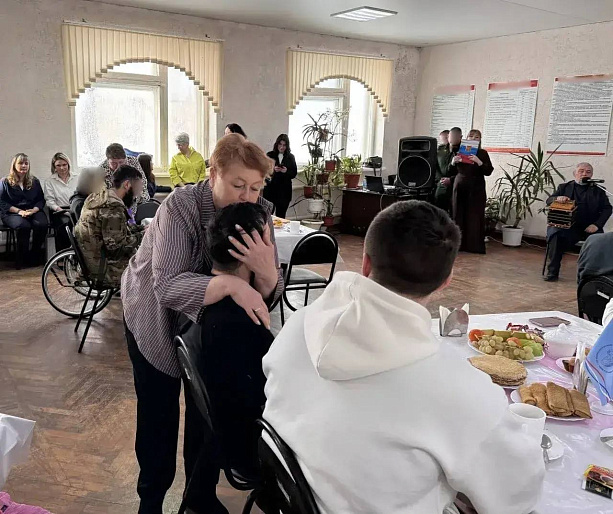 Саратовские женсоветы организовали масленичные угощения для раненых бойцов