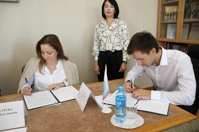 Крымское региональное отделение СЖР и Общественная палата республики заключили соглашение