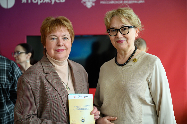 Псковские школы и детские сады пополнят специалисты по духовно-нравственному воспитанию