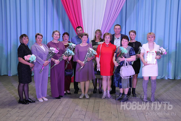 Женсовет Послехинского района растит Сад Любви