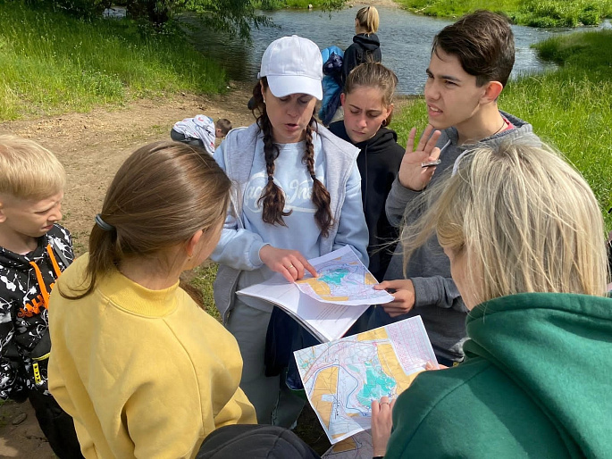 Клуб "Семейный очаг" отметил 6-ой день рождения в Стрелецком лесу