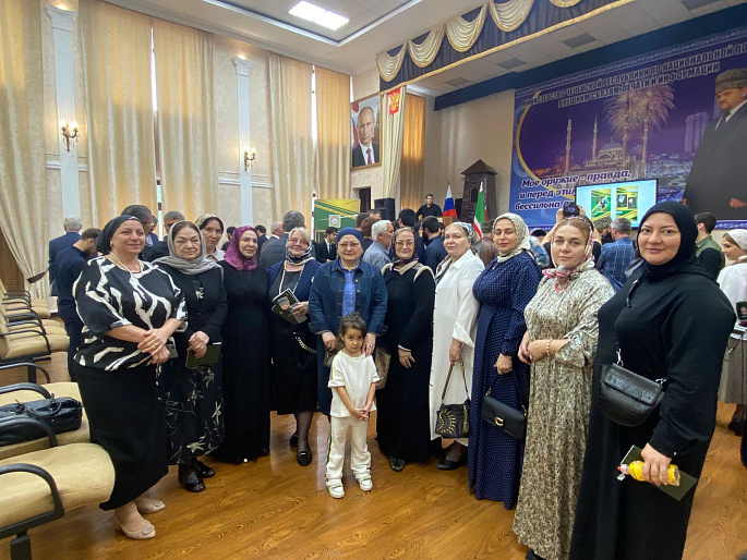 Представители ЧРО СЖР приняли участие в мероприятии в рамках Года чеченского языка