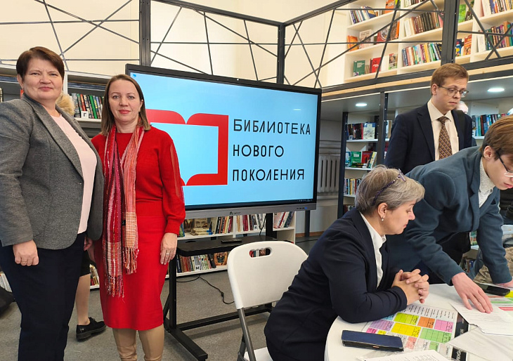 Союз женщин Липецкой области провел площадку на открытии модельной библиотеки