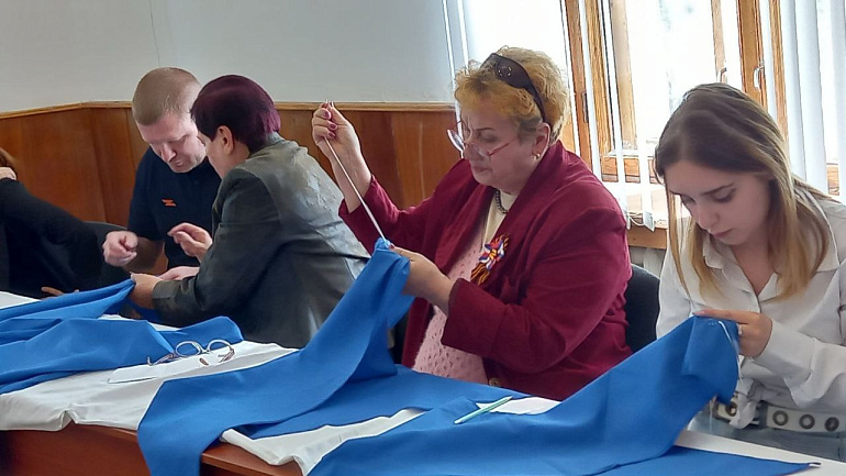 В Крыму прошла акция «Синий платочек»