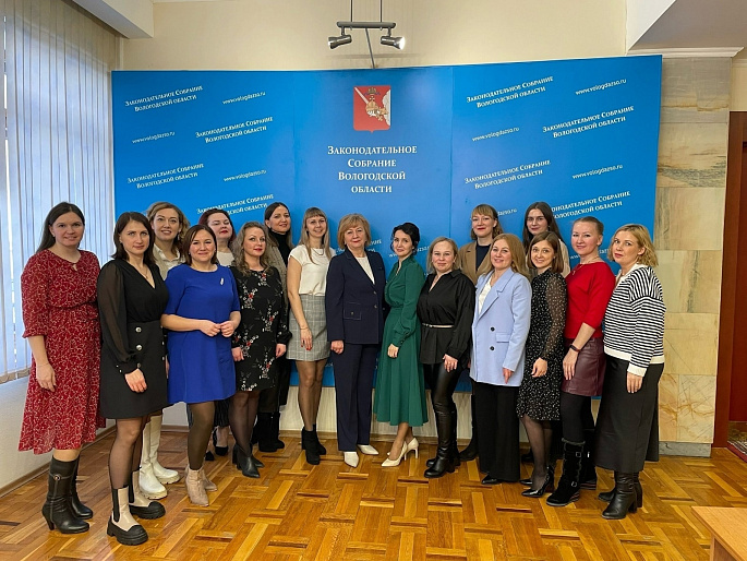 Выпускницы "Академии женского лидерства" представили в Вологде свои социальные проекты