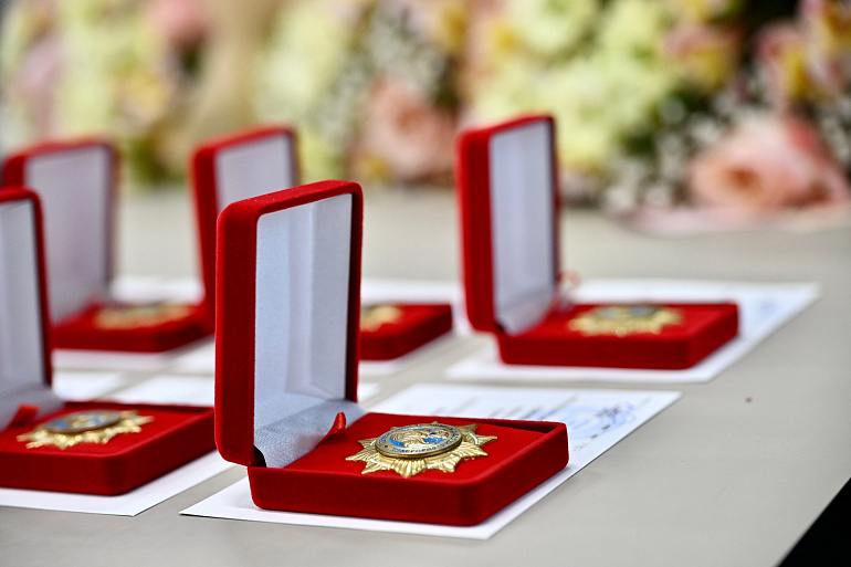 Почетный знак «Признание» вручили нижегородским матерям погибших воинов