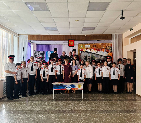 В Невинномысске торжественно открыли «Парту Героя» в честь павшего бойца СВО