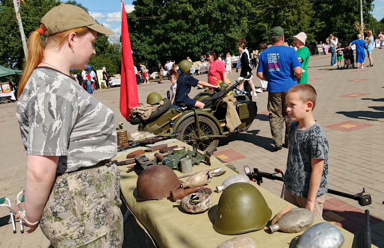 Семейный фестиваль в Ливнах: традиции и преемственность поколений